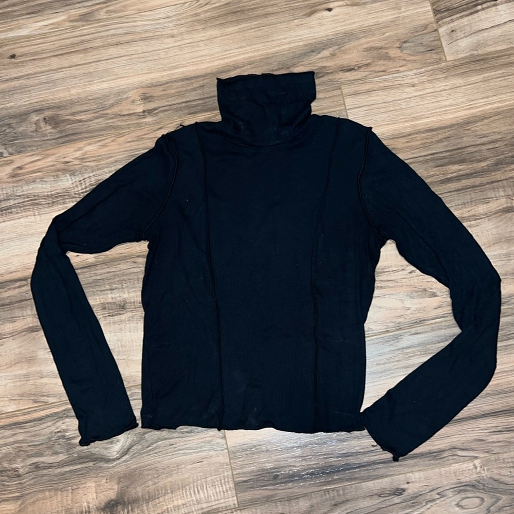 Wild Fable Women’s Black turtle neck top Size XS